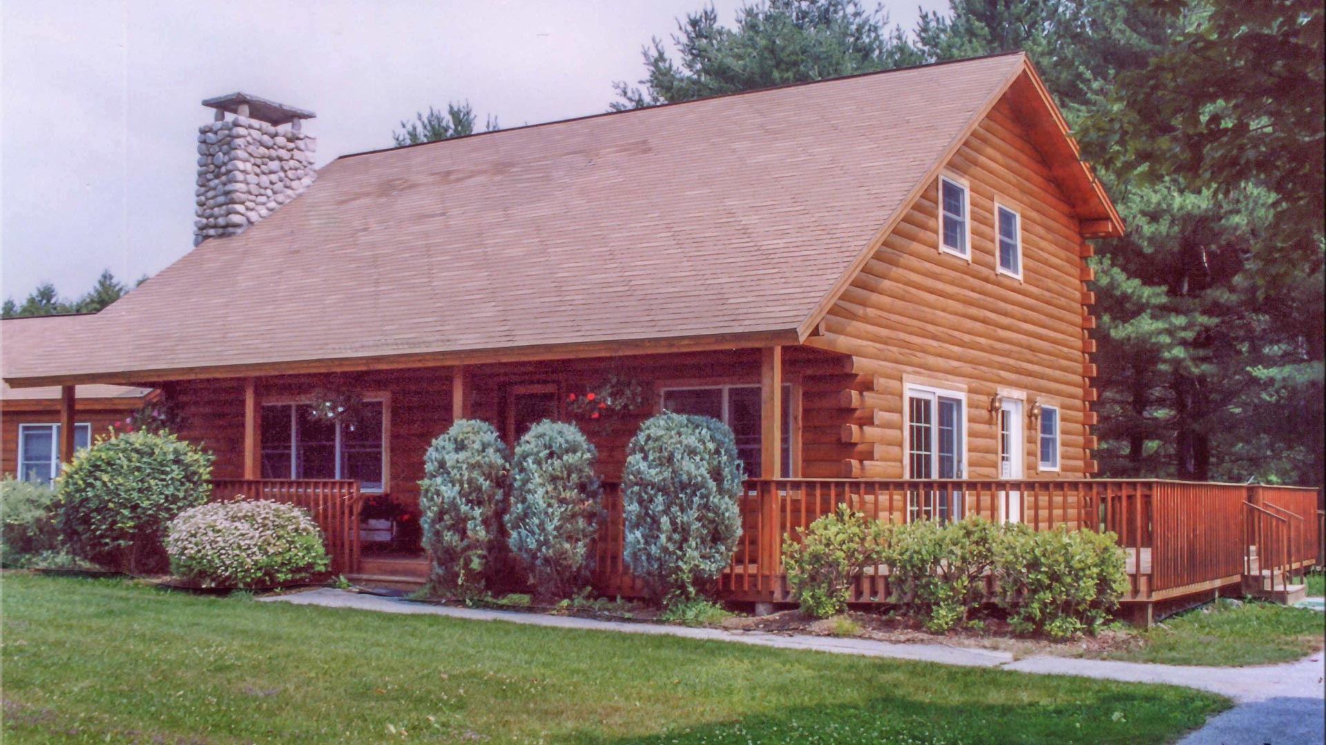 The Bedford Northeastern Log Homes